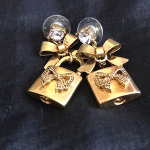 Gold tone Betsy Johnson earrings.